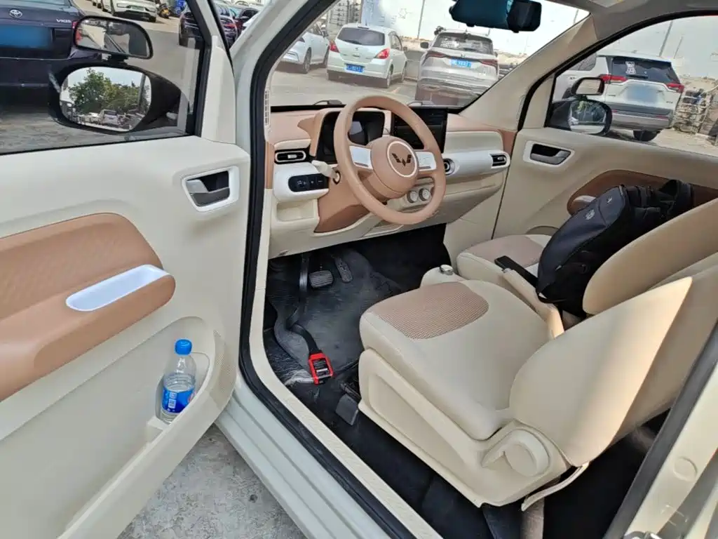 Wuling MINIEV — миниатюра 16