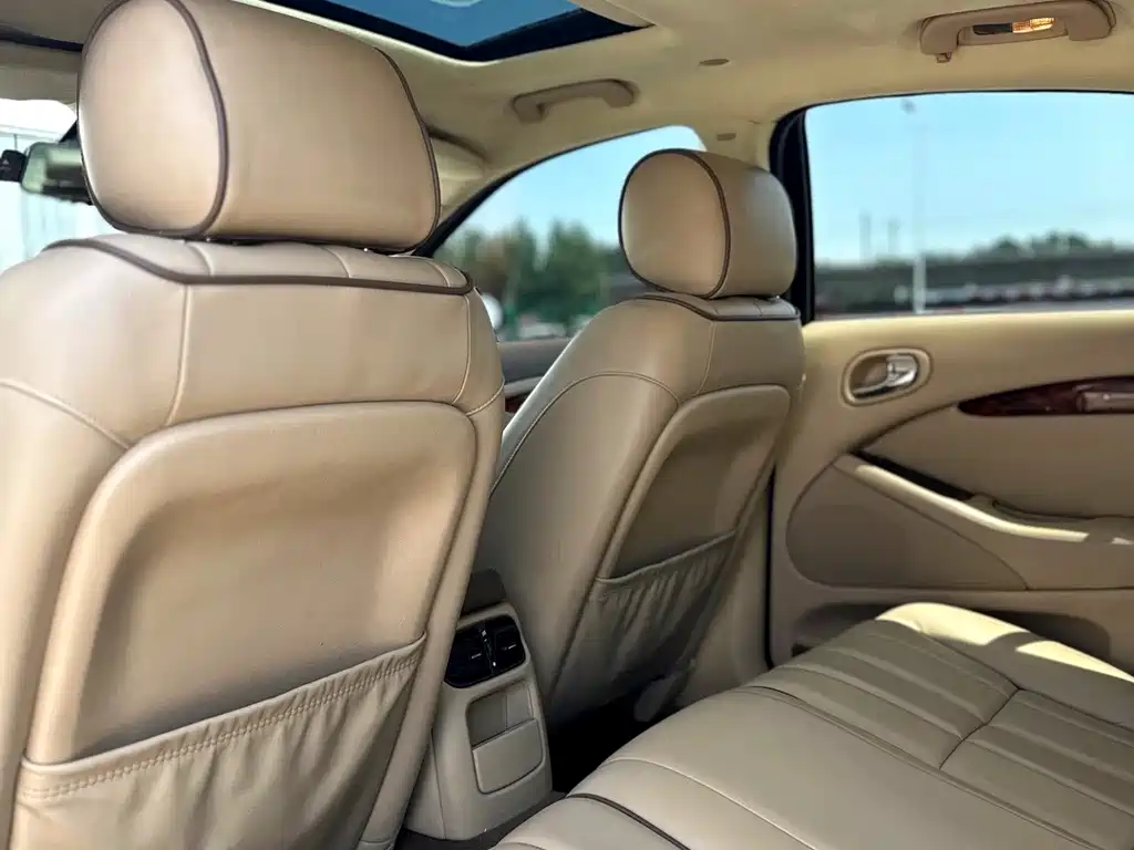 Jaguar S-TYPE — миниатюра 22