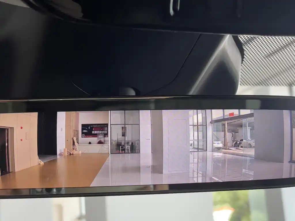 Li Auto Li i8 — миниатюра 11