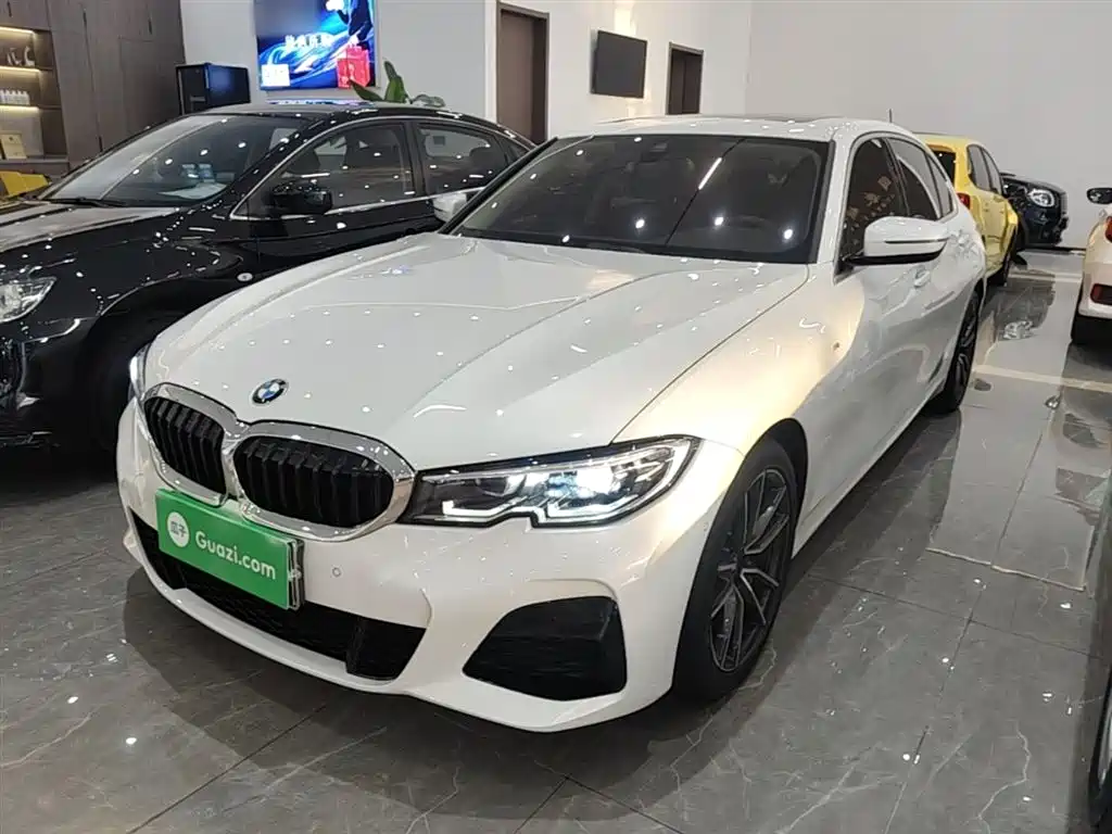 BMW 3 Series 2021