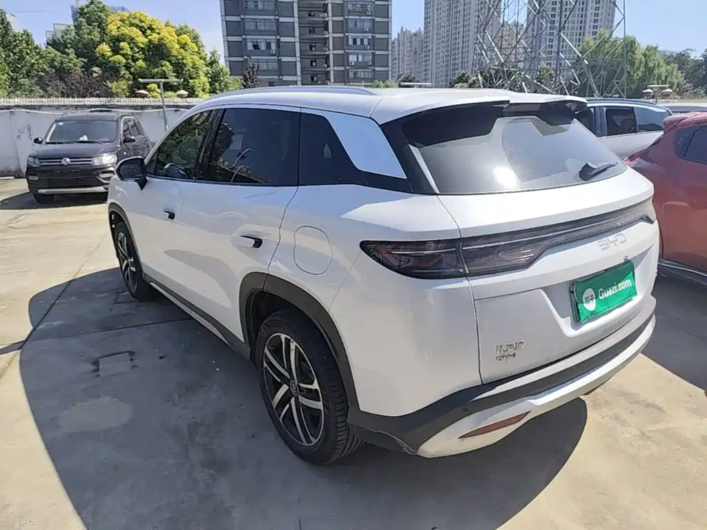 BYD L DM-i — миниатюра 5