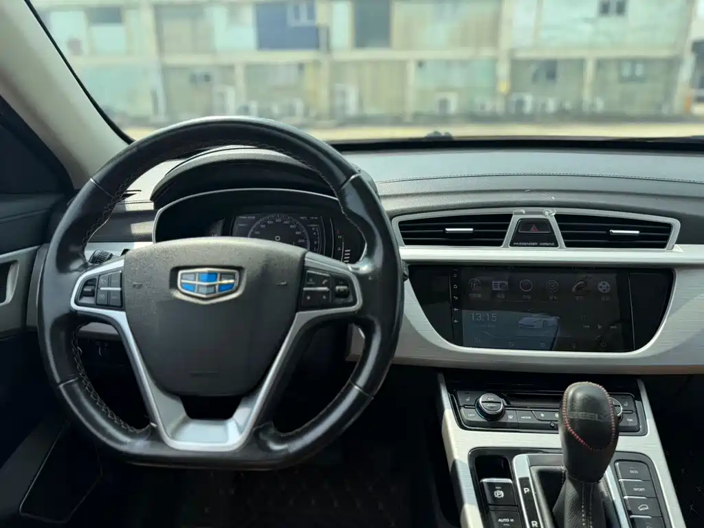 Geely Boyue — миниатюра 10