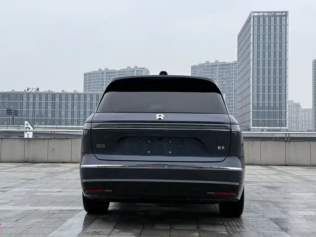NIO NIO ES8