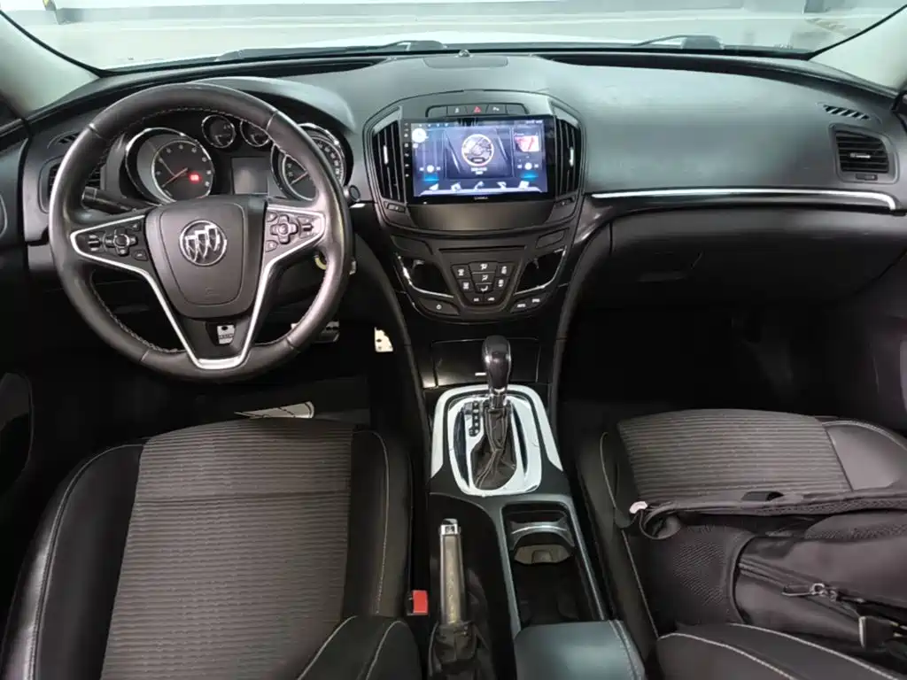 Buick Regal — миниатюра 10