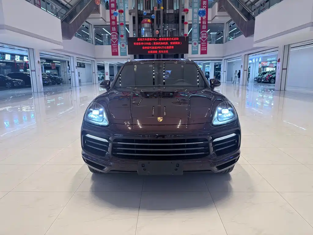 PORSCHE CAYENNE