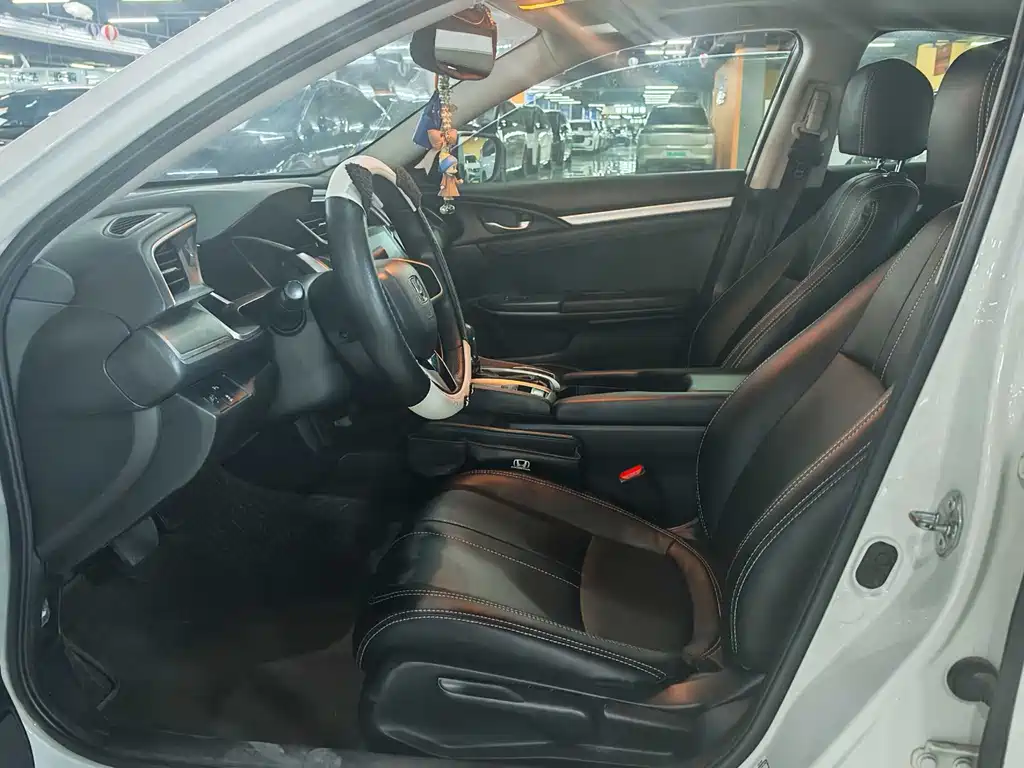 Honda Civic — миниатюра 4