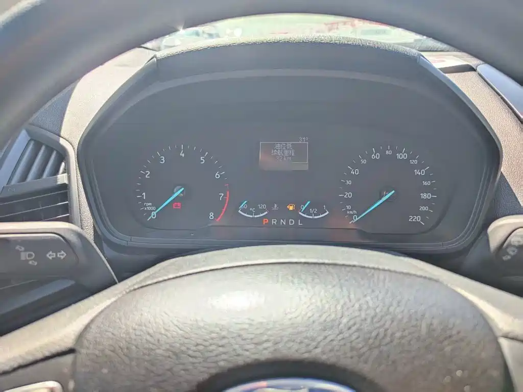 Ford Ecosport — миниатюра 8