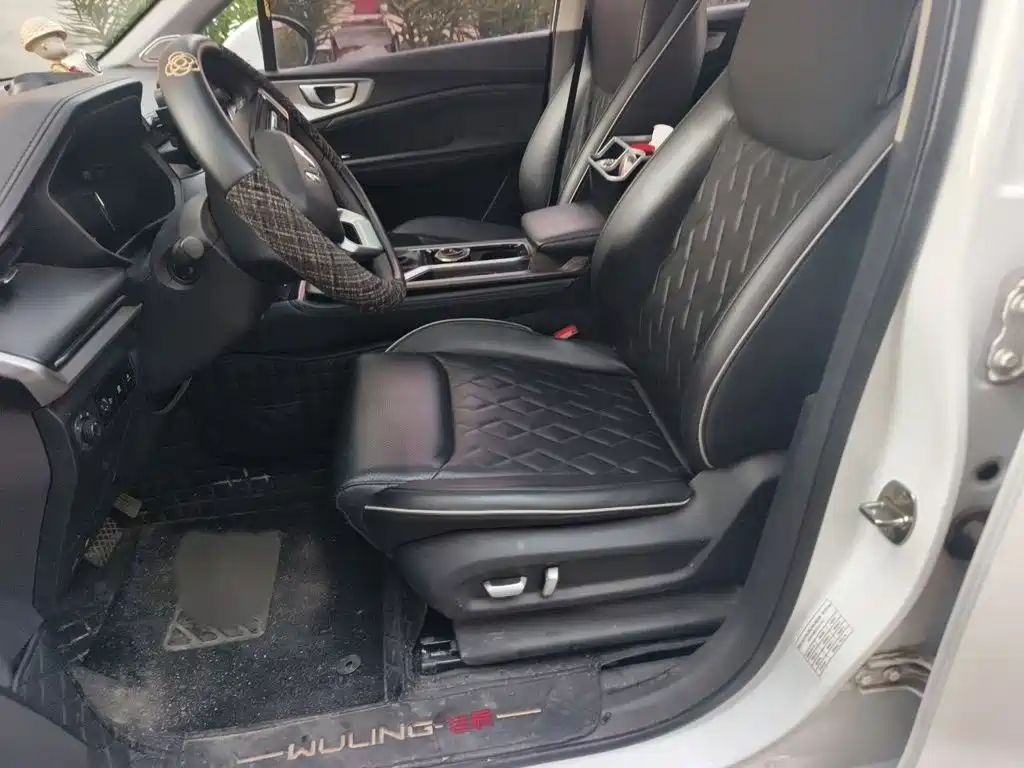 Wuling Jiachen — миниатюра 8