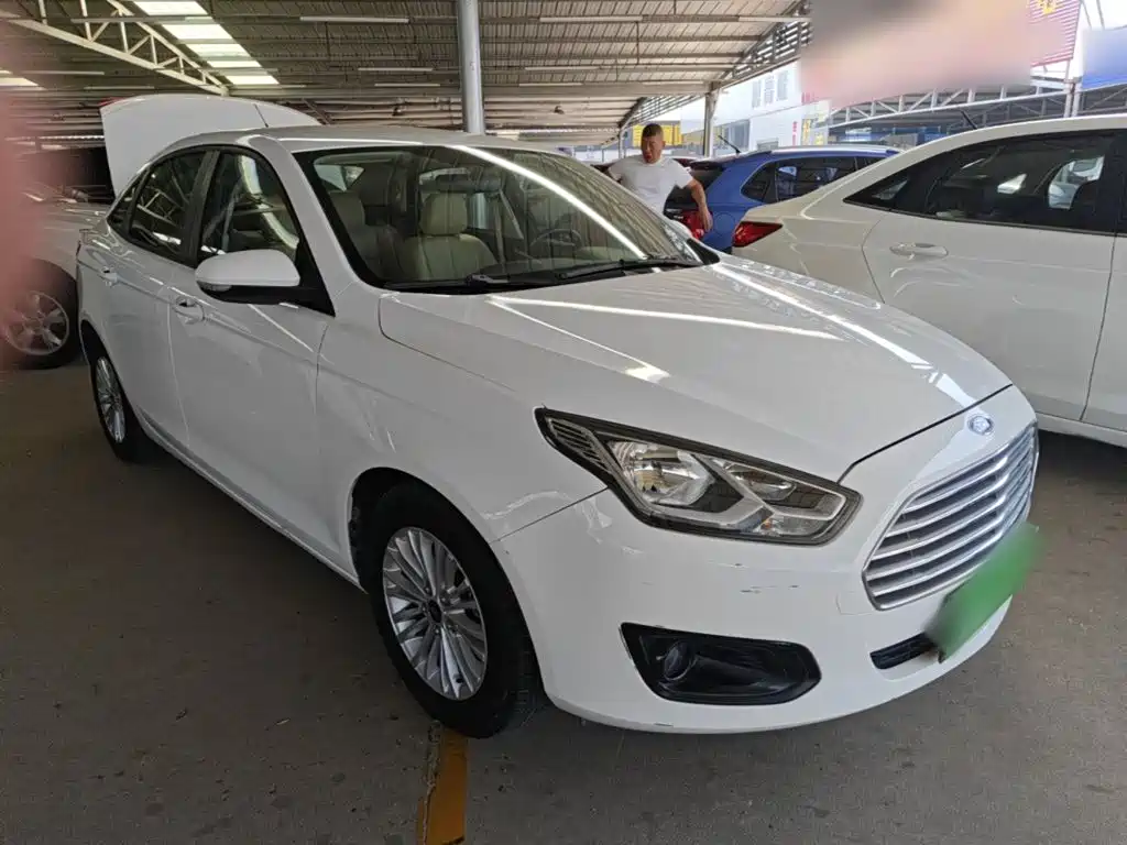 Ford Escort — миниатюра 4