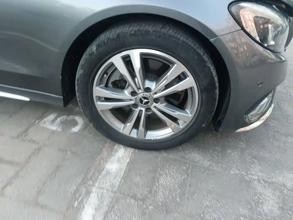 Mercedes-Benz C-Class — миниатюра 8