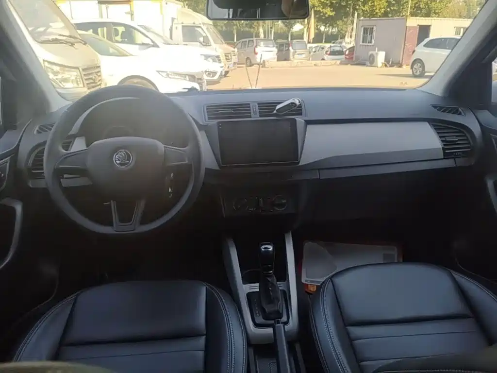 Skoda Fabia — миниатюра 10