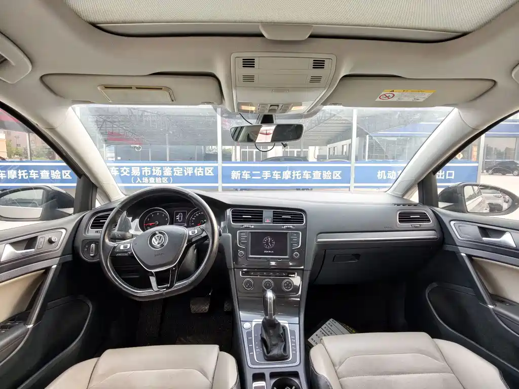 Volkswagen Golf — миниатюра 6
