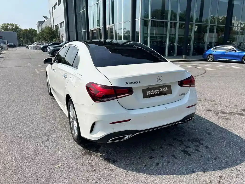 Mercedes-Benz A-Class — миниатюра 7