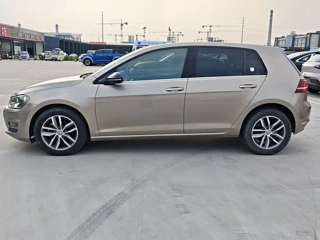 Volkswagen Golf — миниатюра 13