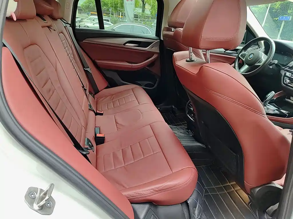 BMW X4 — миниатюра 11