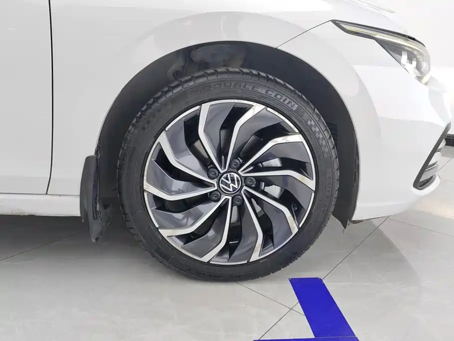 Volkswagen Golf — миниатюра 6