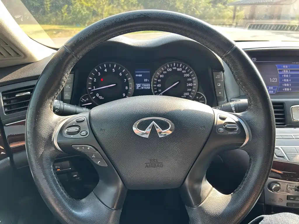 Infiniti Q70 — миниатюра 14