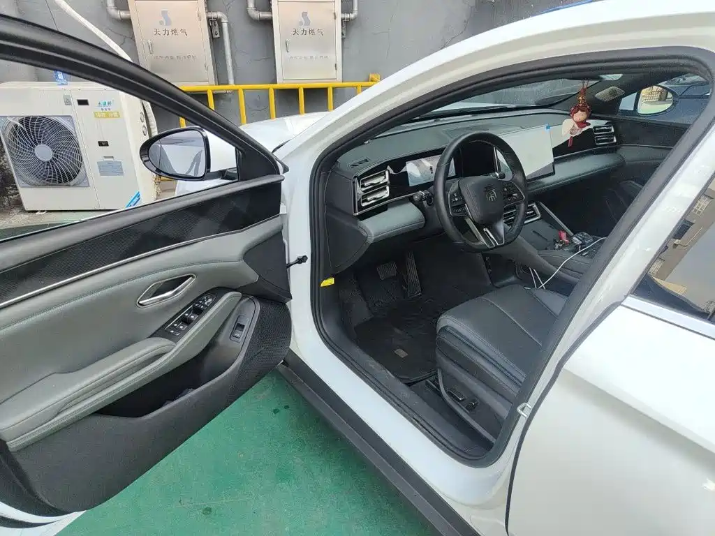 BYD Qin L — миниатюра 12