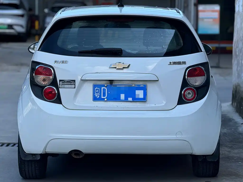 Chevrolet Aveo — миниатюра 9