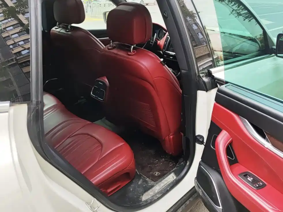 Maserati Levante — миниатюра 10