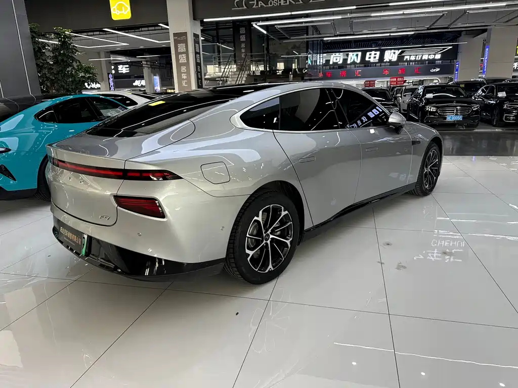 XPeng P7 — миниатюра 21
