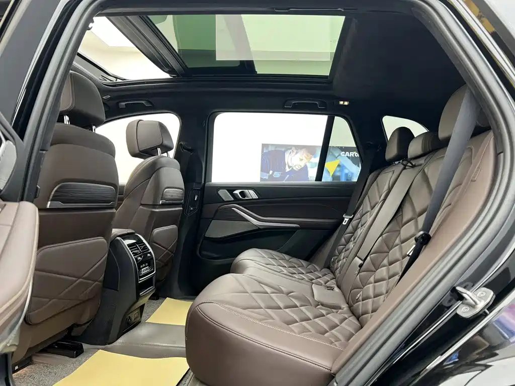 BMW X5 — миниатюра 27