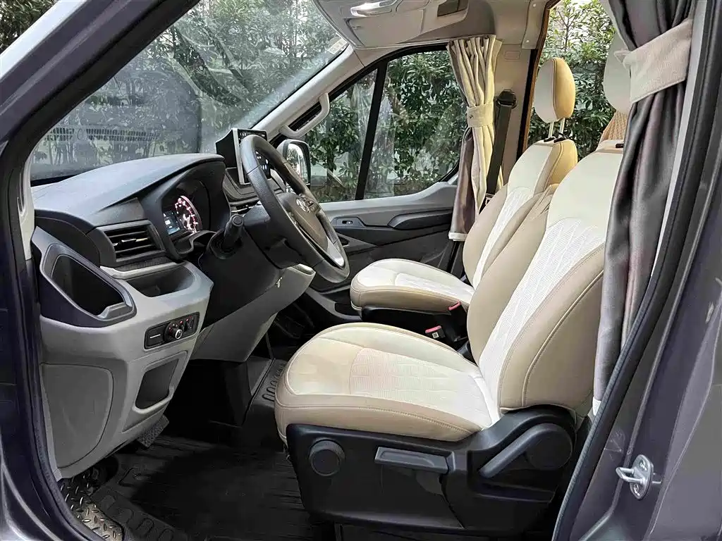 MAXUS V90 RV — миниатюра 7