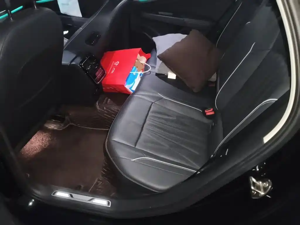 Volkswagen Passat — миниатюра 18
