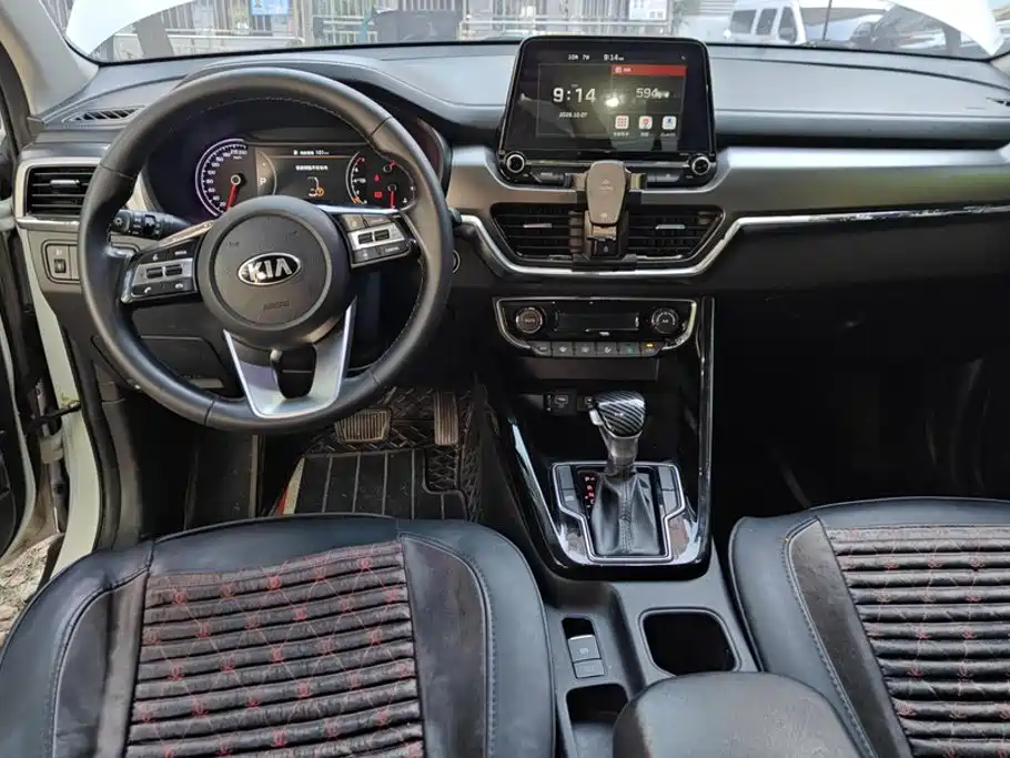 Kia Sportage — миниатюра 12