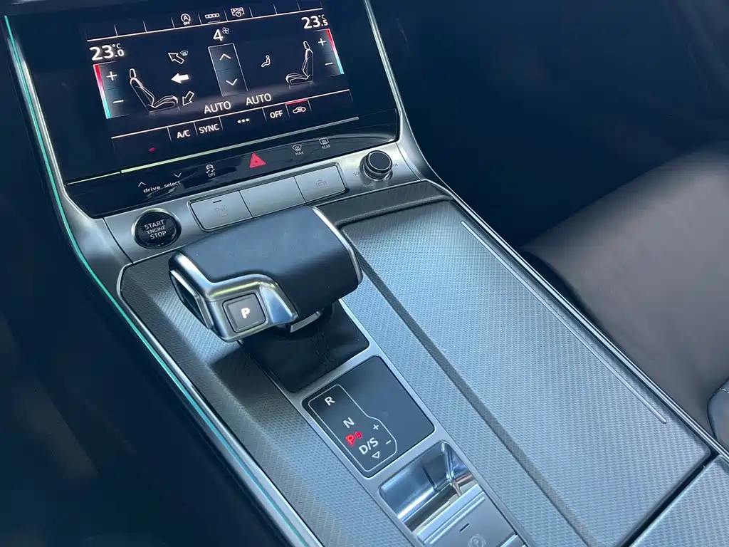 Audi A6L — миниатюра 5