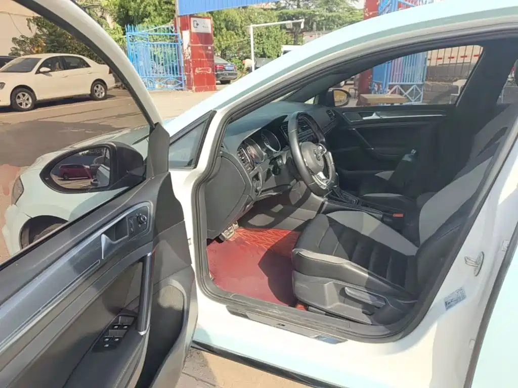 Volkswagen Golf — миниатюра 16