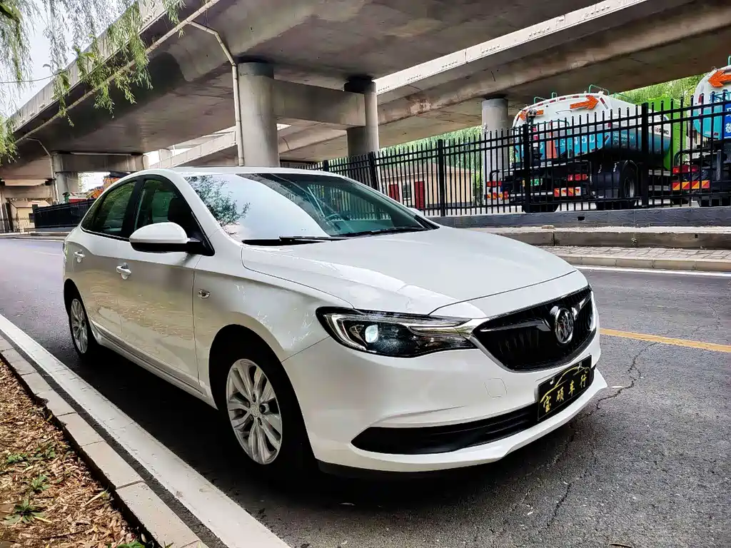 Buick Excelle — миниатюра 7