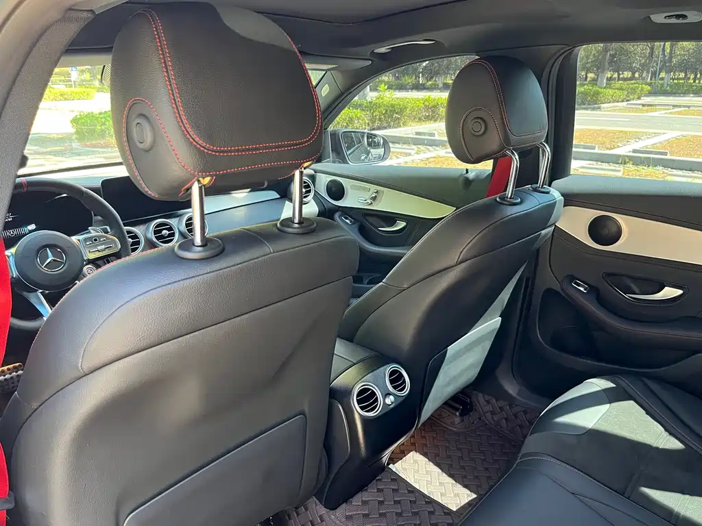 MERCEDES-BENZ GLC AMG