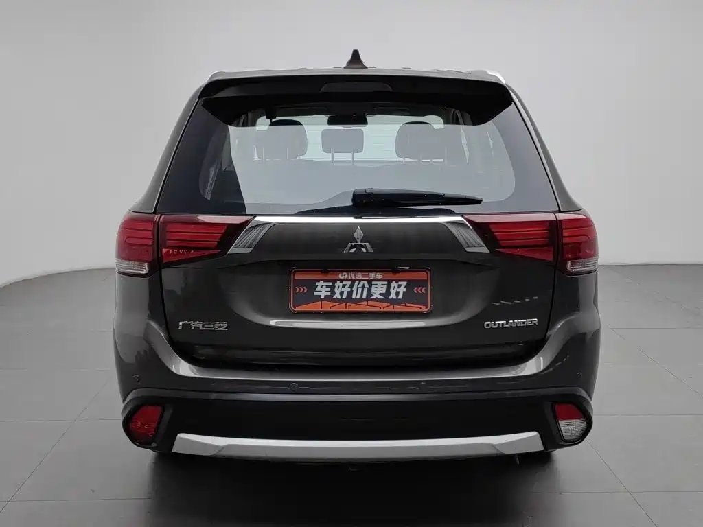 Mitsubishi Outlander — миниатюра 4