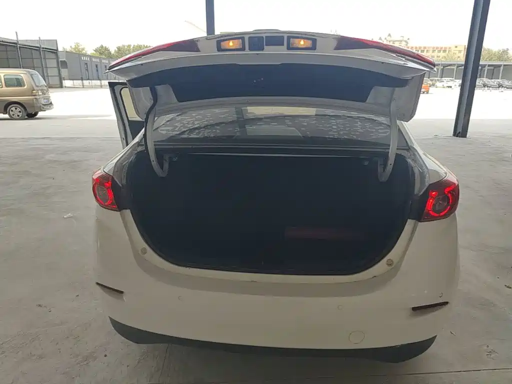Mazda 3 Axela — миниатюра 19