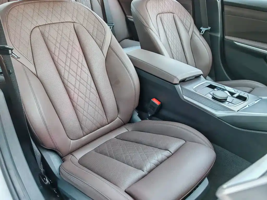 BMW 3 Series — миниатюра 18