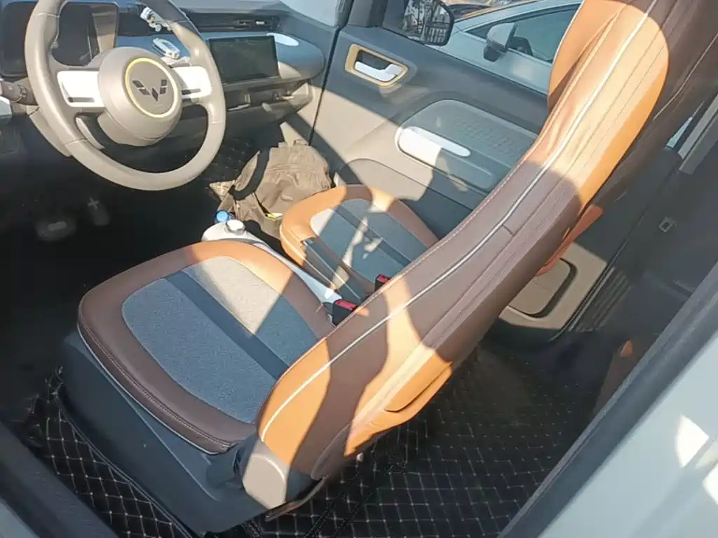 Wuling MINIEV — миниатюра 15