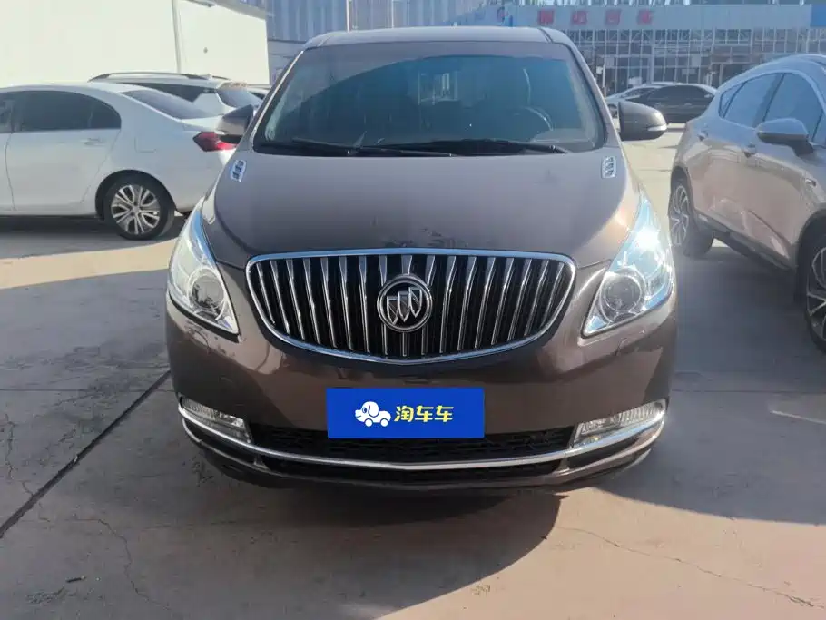 Buick GL8 — миниатюра 2