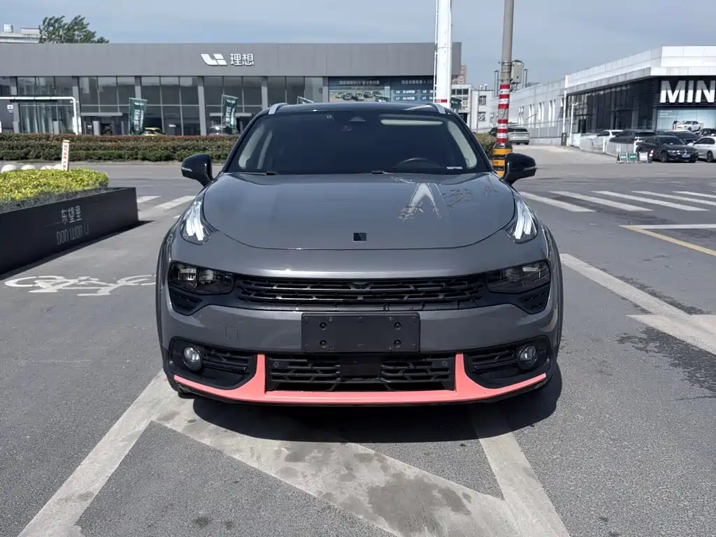 Lynk & Co 02 2019