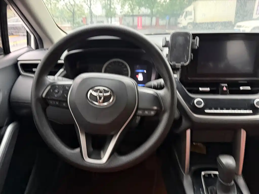 Toyota Frontlander — миниатюра 10