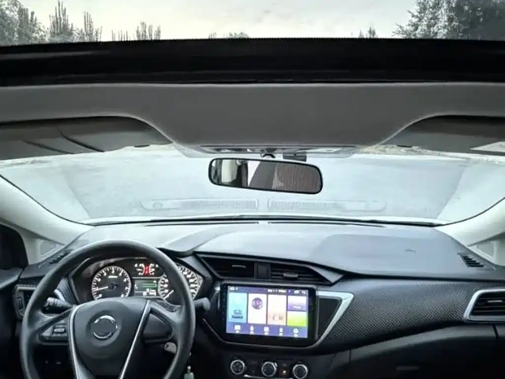 Nissan Bluebird — миниатюра 8