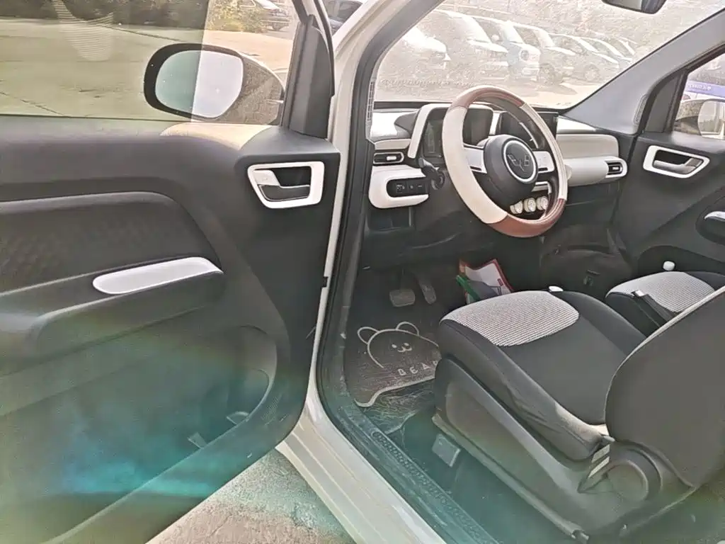 Wuling MINIEV — миниатюра 16