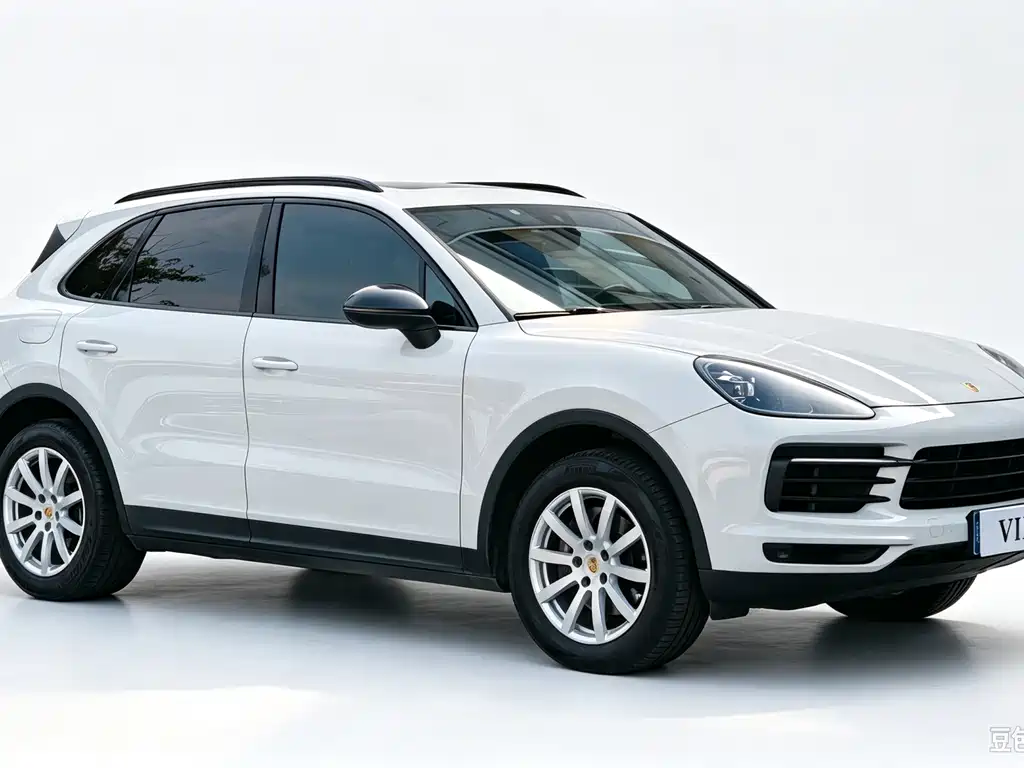 Porsche Cayenne — миниатюра 3