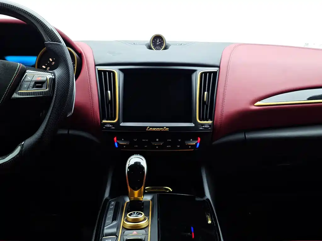 Maserati Levante — миниатюра 19