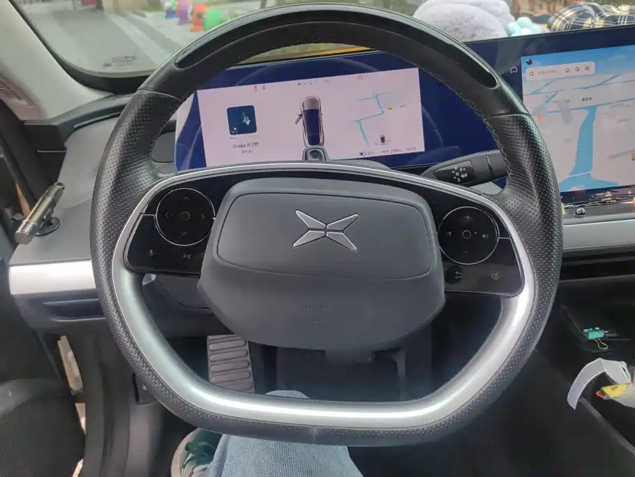XPeng P7 — миниатюра 15