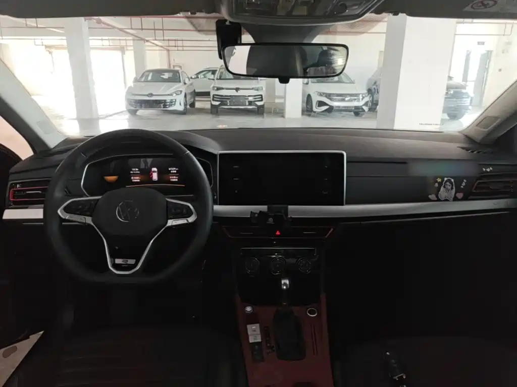 Volkswagen Lavida — миниатюра 10