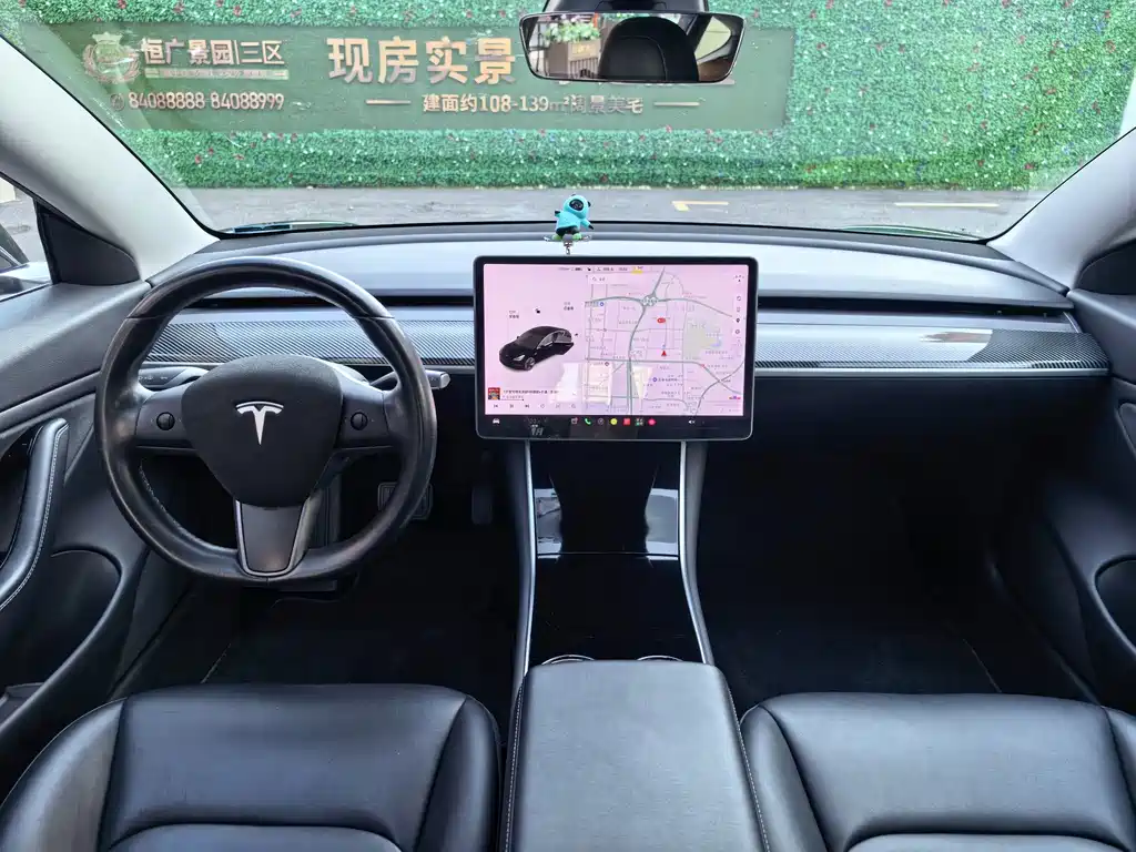 Tesla Model 3 — миниатюра 14