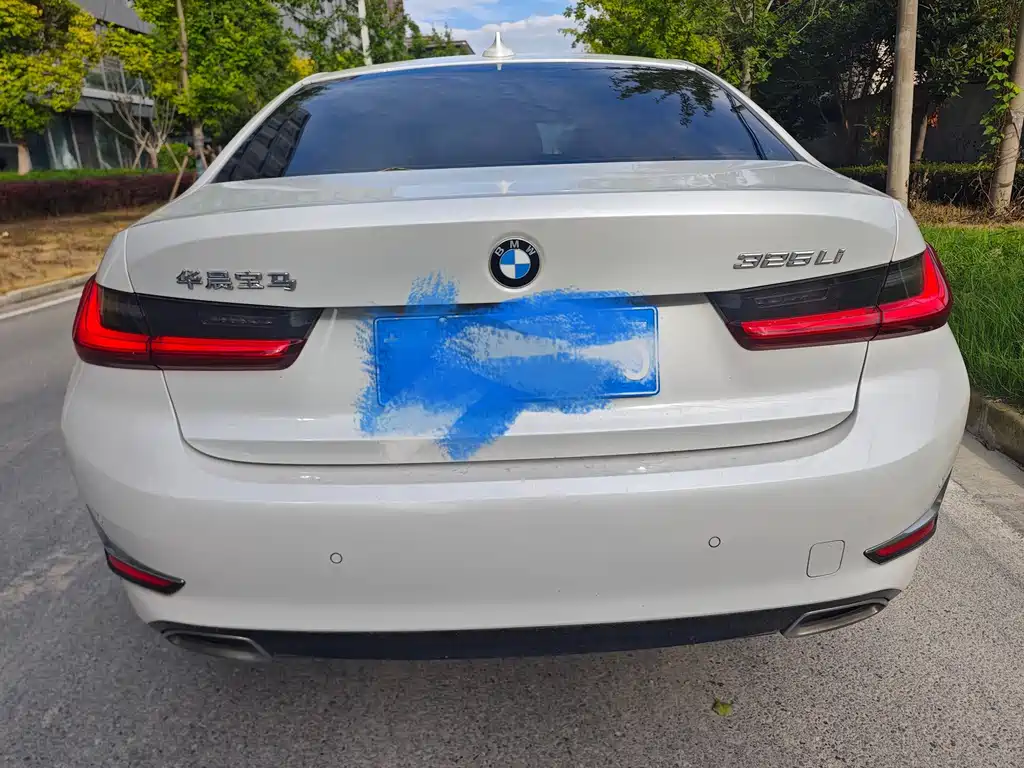BMW 3 Series — миниатюра 8