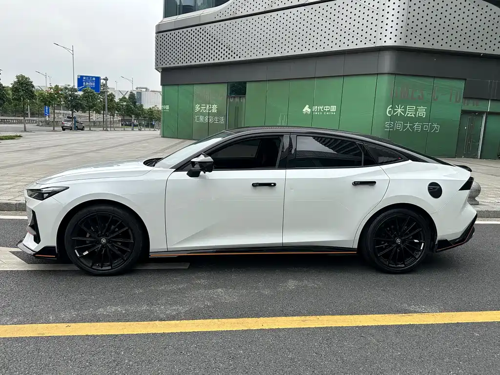 Changan UNI-V — миниатюра 13