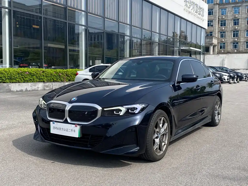 BMW i3 2022
